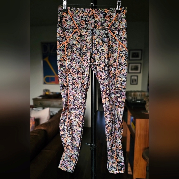 Free People Pants - Free People Movement Eden Floral Leggings